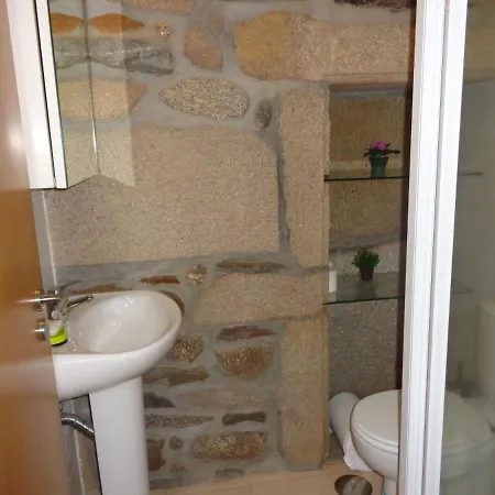 度假居 Recantos Da Montanha度假屋 Candal (Viseu)