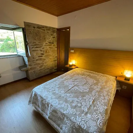 Recantos Da Montanha度假屋 *