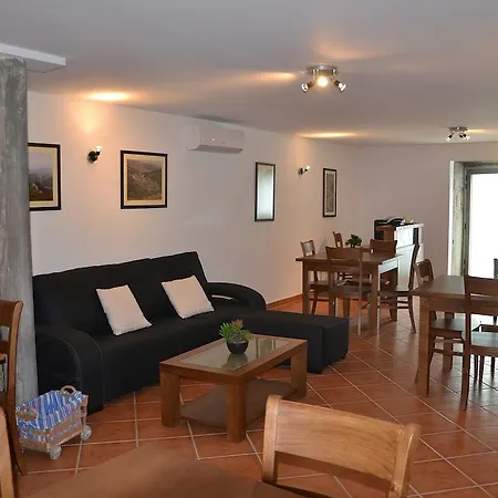 Recantos Da Montanha度假屋 Candal (Viseu)